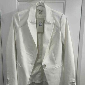 RW & Co. White Tailored Blazer – Size 2 – New with Tags